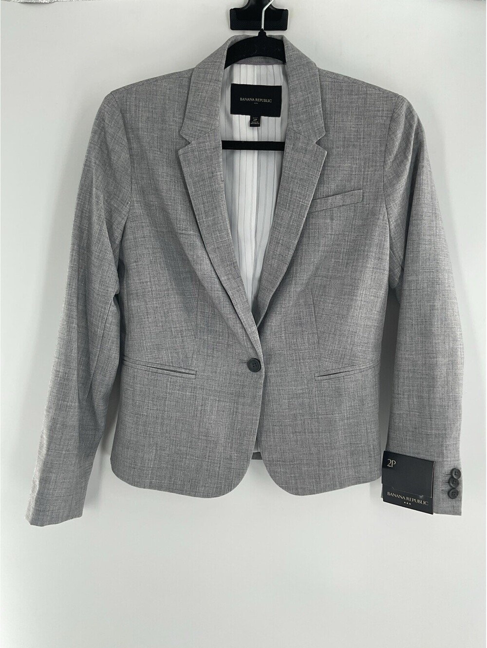 Banana Republic Women’s Suit Jacket Size 2P Gray Nwt C2